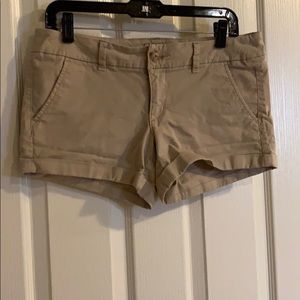 American eagle khaki shorts